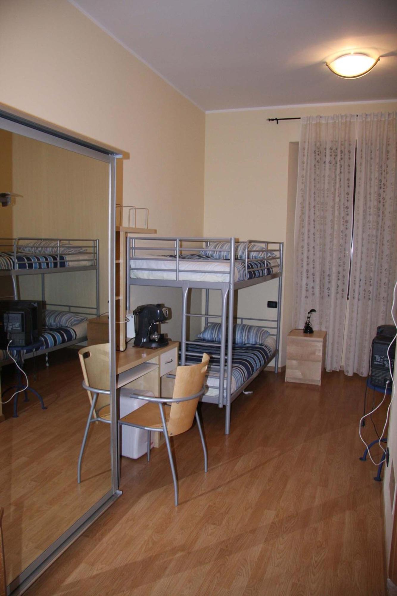 Bed And Breakfast Centrostorico Sarnico Bagian luar foto