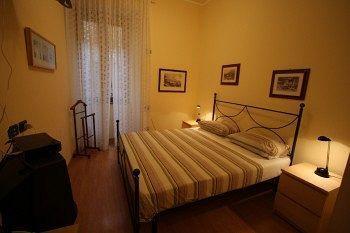 Bed And Breakfast Centrostorico Sarnico Bagian luar foto